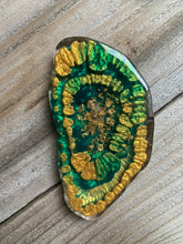 Load image into Gallery viewer, Bright Green Agate Coasters- Set of 4