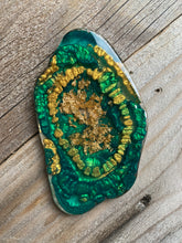 Load image into Gallery viewer, Bright Green Agate Coasters- Set of 4